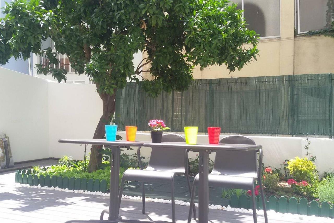 Sunny Orange Garden Apartment In Central Lisboa Exteriér fotografie