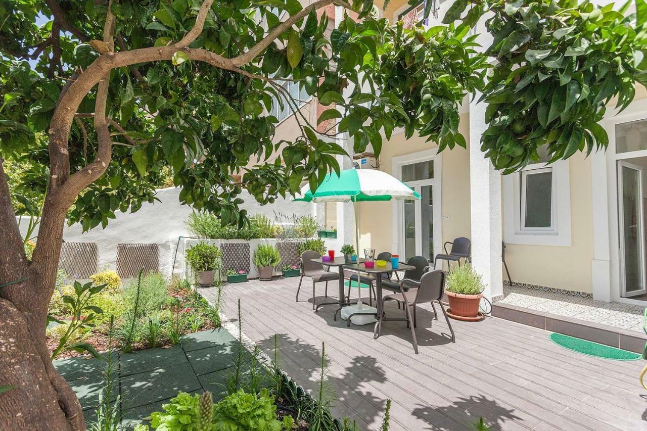 Sunny Orange Garden Apartment In Central Lisboa Exteriér fotografie
