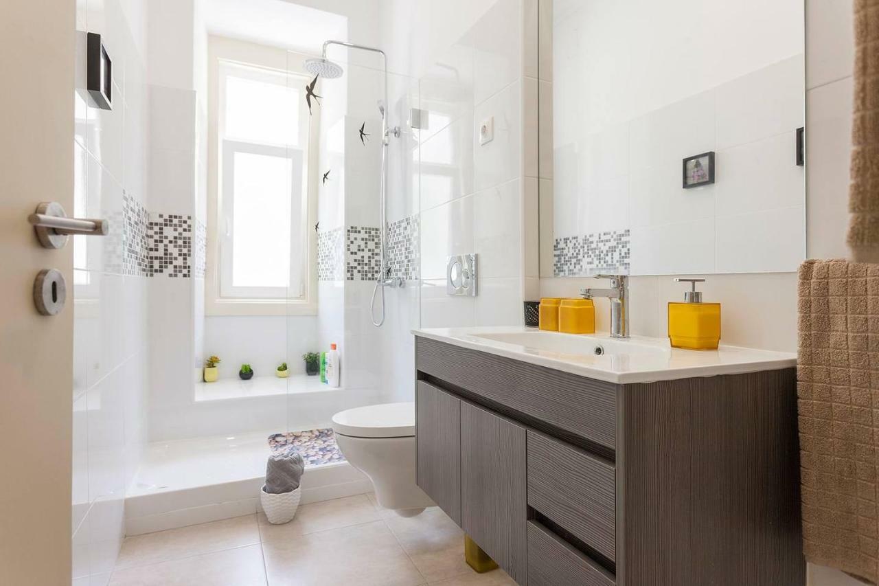 Sunny Orange Garden Apartment In Central Lisboa Exteriér fotografie